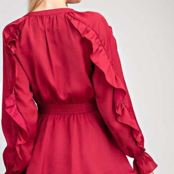*NEW* BURGUNDY RUFFLE SHORT DRESS - Picture 3 of 5